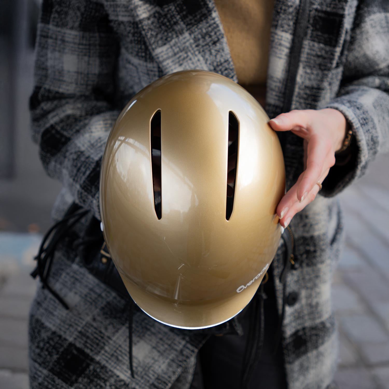 Overade LIFE - Casque Vélo Lumineux avec Clignotants