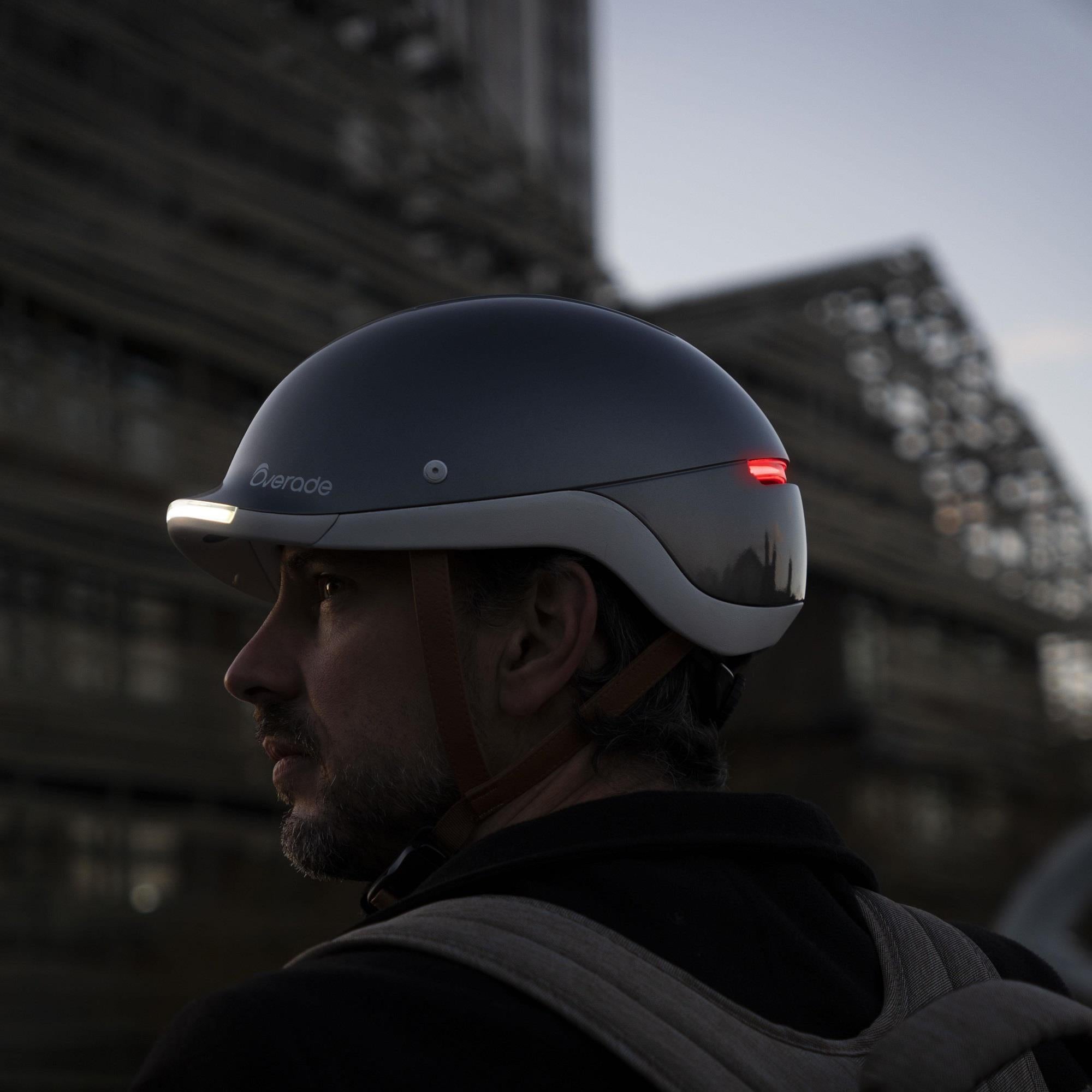 Overade LIFE - Casque Vélo Lumineux avec Clignotants
