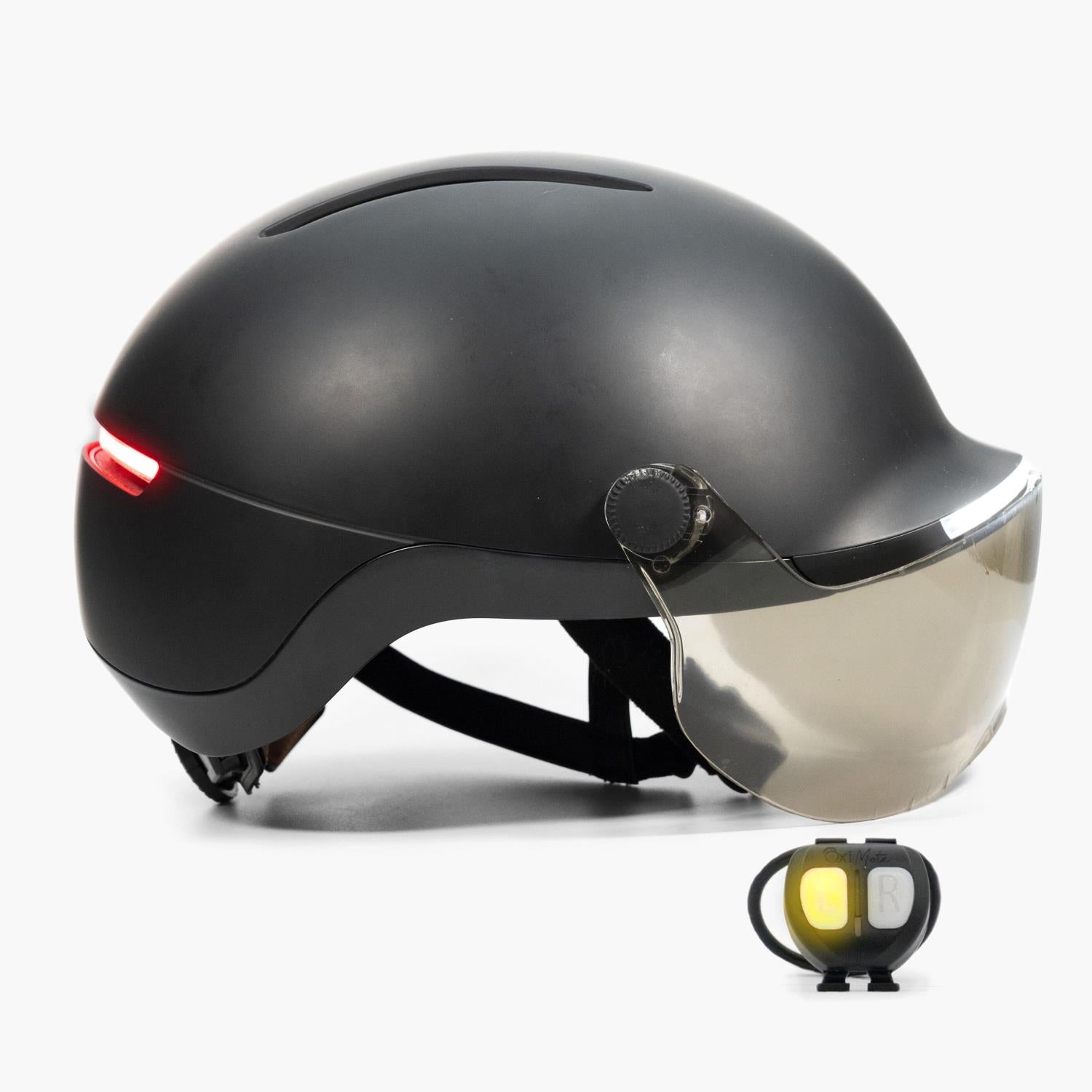 Overade LIFE - Helmet with integrated lights and turn signals