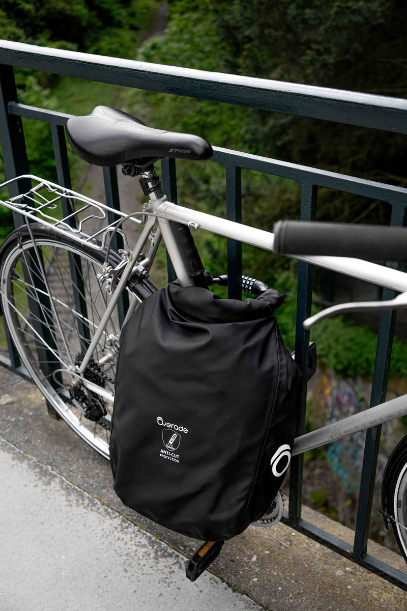 Sacoche vélo LOXI 15L sécurisée au vélo avec son antivol intégré