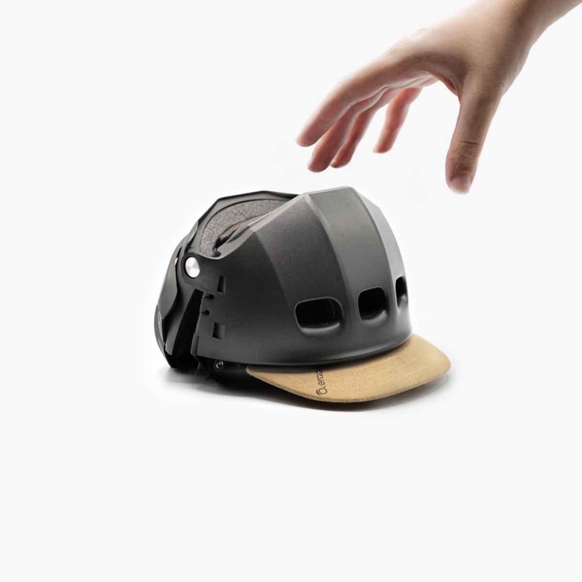 PLIXI FIT foldable bicycle helmet for the city and urban environments